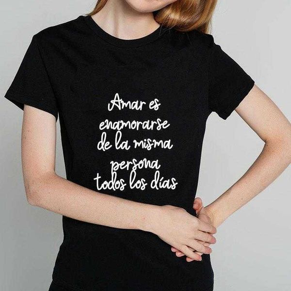 

love is fell in of the same person everyday funny spanish camiseta mujer, White