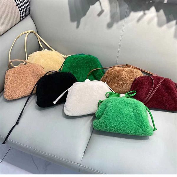 

wool leather plush bag women's messenger autumn and winter high-end sense of niche design cloud 221101