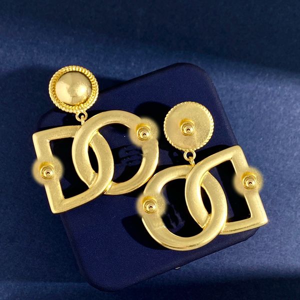

2023 ladies designer earrings studs g letters d colorful crystal pendants 18k gold plated anti allergy women's ear clip designer jewelr, Golden;silver
