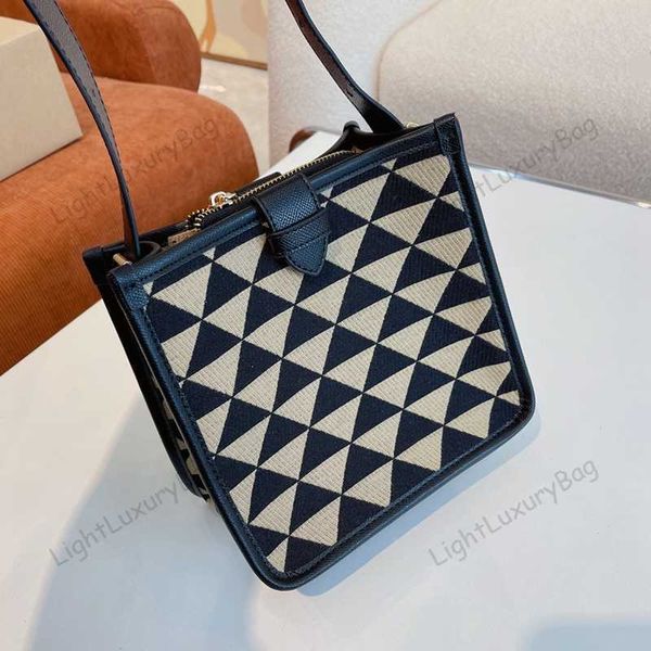 

3a tote designer nylog crossbody totes bucket fashion cross womens handbag real leather luxury handbags tote female purses221102