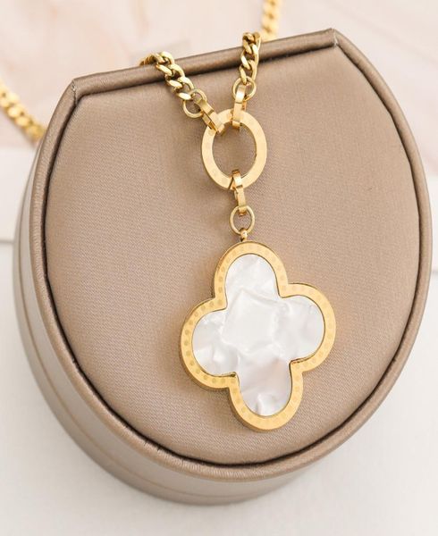 

fashion double side black white clover pendant necklace elegant design classic women jewelry1069388, Silver