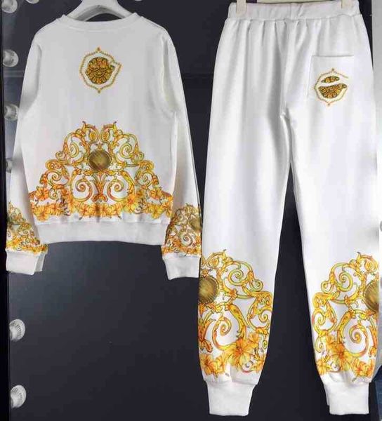 

womens two piece pants gold graphic print sweatshirts with stylish logo sweatpants 2 piece sets luxury designer tracksuits, White