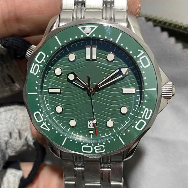 

42mm automatic mechanical outdoor mens watches watch green dial with stainless steel bracelet rotatable ceramic bezel bracklet transparent, Slivery;brown