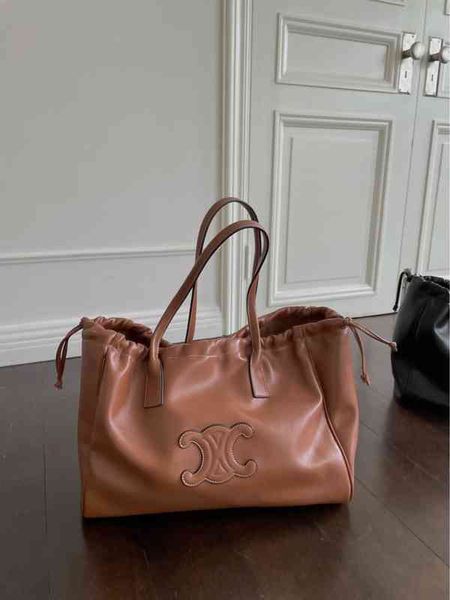 

autumn and winter 2022 new arc de triomphe large capacity tote bag real cowhide drawstring shopping shoulder women's