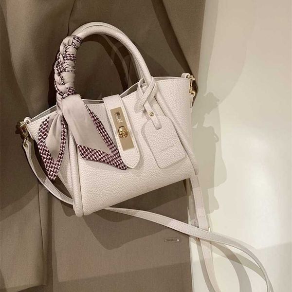 

southerly paris meets tot bag women 2022 new commuter portable one shoulder messenger bag