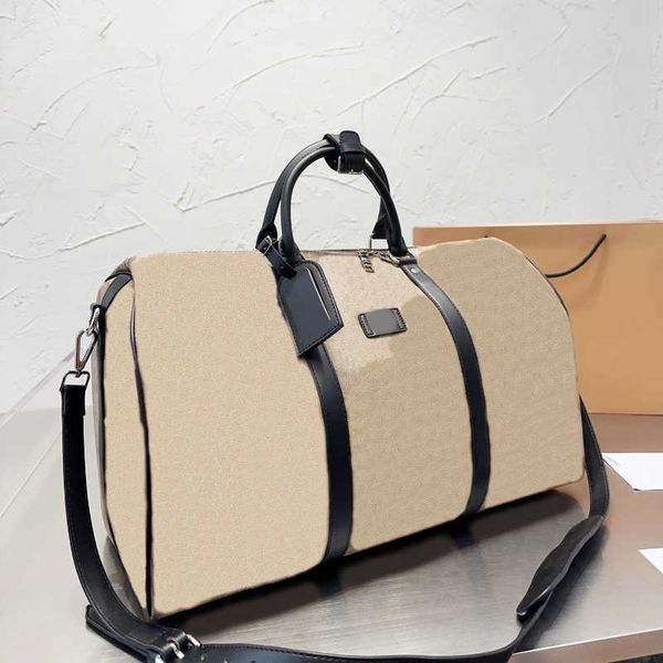 

duffel bags designer gym luggage luxurys handbag high capacity leather crossbody bags yoga sports travel handbags 221029