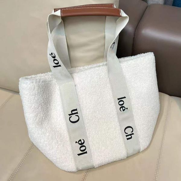 

Plush Tote bag Cashmere handbag Fashion designer shopping bag travel top original brand bag, Beige