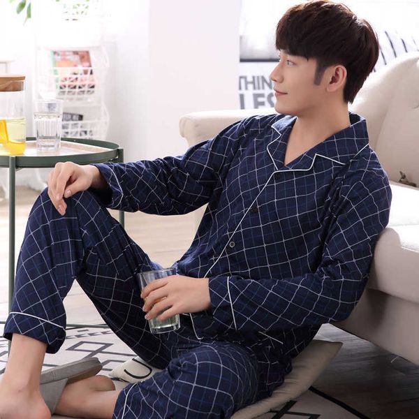 

men's sleepwear 2021 new arrival fashion men sleeping cloths turn-down collar dark blue plaid coat t221103, Black;brown