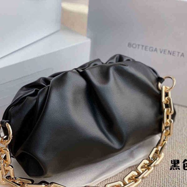 

handbags designer cloud venetas bottegas sale chain ins super fire song hye same underarm bag leather handle one shoulder desig blgd