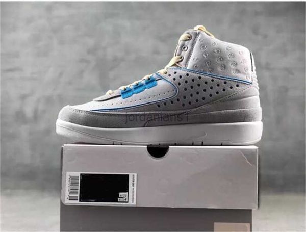 

brand shoes basketball union jumpman 2 mid grey fog siren red-light smoke sneaker rubber sole, White;red