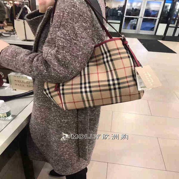 

burbrerys crossbody handbags bags burbrery onthego tote luxuries designers women bag purses totes designer woman handbag shoulder wallet par