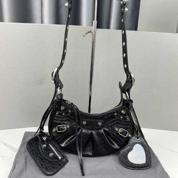 

balenicass leather classic lecagole motorcycle bag family b paris motorcycle three in one oil wax cowhide cracked moon tooth small number hi