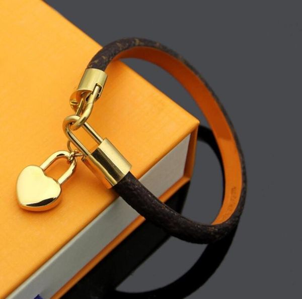 

2021 fashion leather bracelets for men woman designers wristband leather flower pattern bracelet pearl jewelry with box 3287716555, Golden;silver
