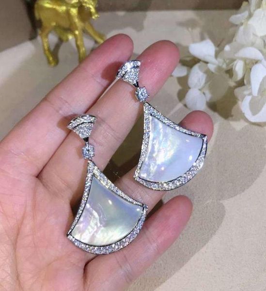 

tenperament mother of pearl natural stone cz diamond fanshaped earrings 18k whiteroseyellow gold plated women party jewelry3551138, Golden