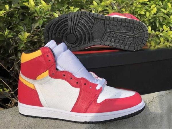 

designer shoes 1 high og light fusion red womens basketballshoes hyper royal 1s red/white-laser orange-blac sneakers