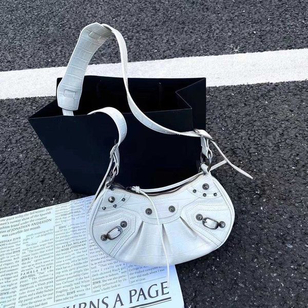 

h bag design leather balenicass biker bag 2022 new women's locomotive underarm rivet tassel chain crescent fold soft single shoulder cr