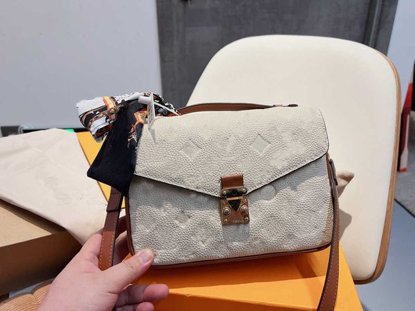 

designer luxury women bags handbags totes bag womens crossbody handbag loulou lvs fashion capacity versatile shoulder pursest 7a quality f4z