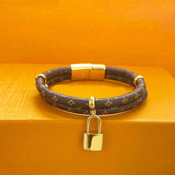 

fashion magnet lock leather bracelets letter lover charm bracelet classic jewelry gift, Golden;silver