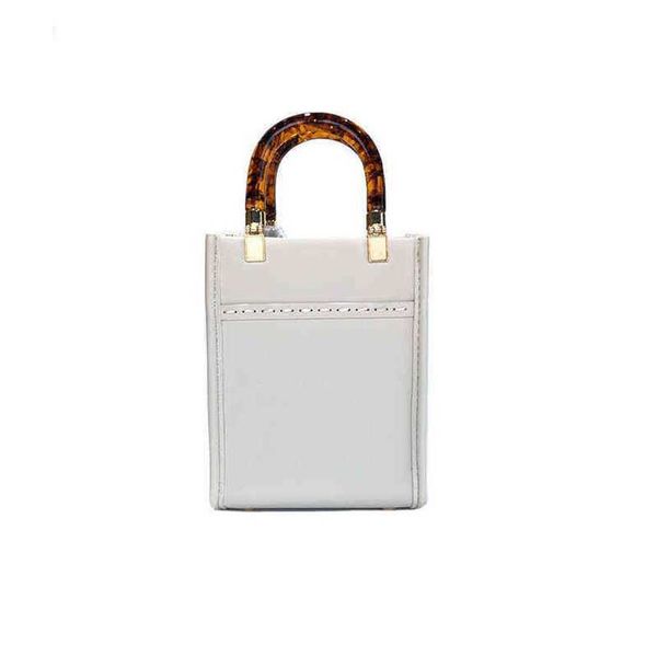 

handbags outlet spring new premium hand simple commuting women's trade bags are sellers