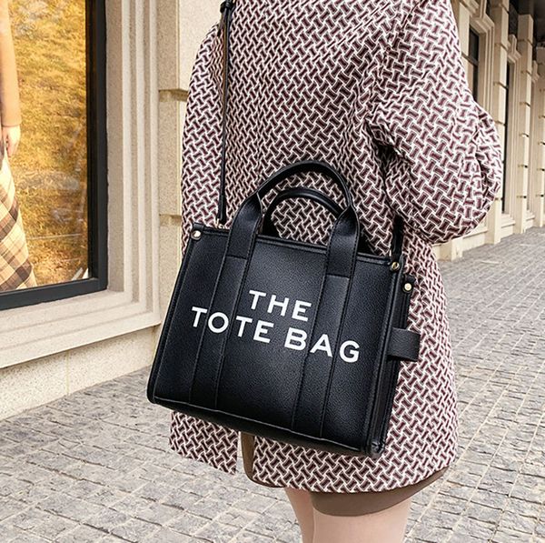 

tote bag crossbody designer bags womens the large shopping leather shoulder handbag practical capacity square canvas trave briefcase lappers
