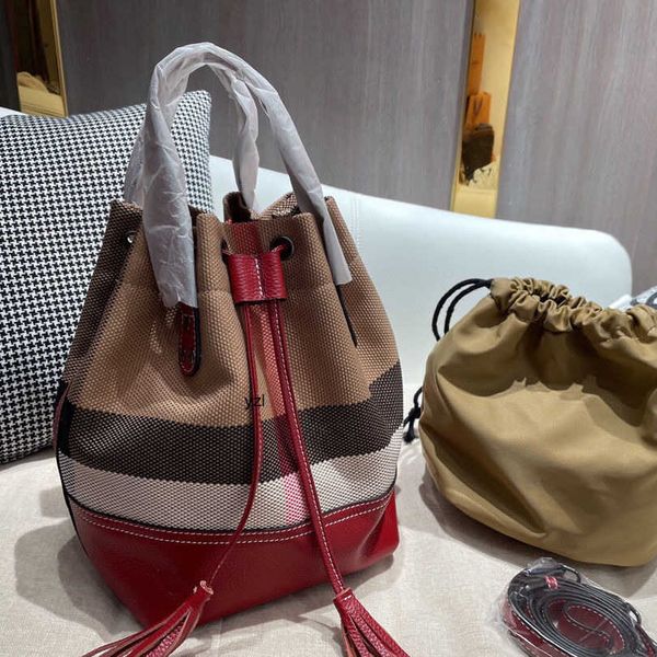 

designer luxury burbrerity bags for women brown crossbody handbags vintage burbrery leather wallet paris plaid the totes bag fashion purses