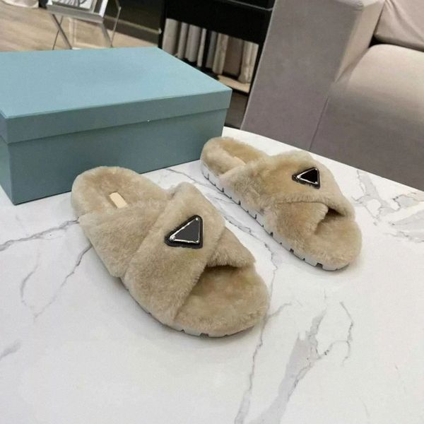 

slippers women shearling slippers luxury designer classic mules furry slipper winter soft fur warm fluffy black white treaded rubber outsole