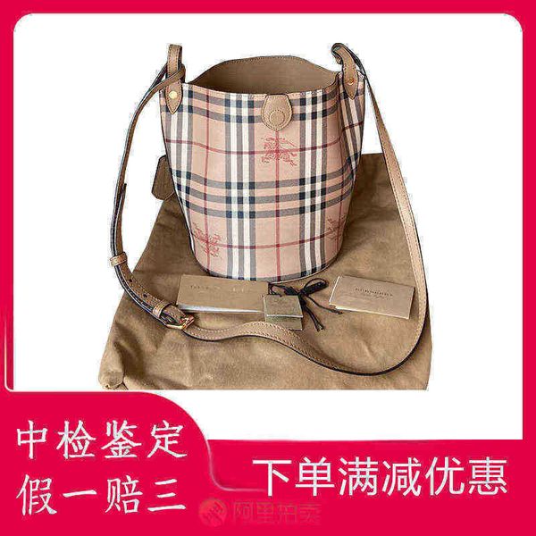 

burbrerys crossbody handbags bags burbrery onthego tote luxuries designers women bag purses totes designer woman handbag shoulder wallet par