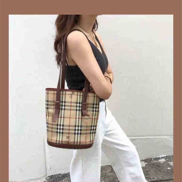 

burbrerys crossbody handbags bags burbrery onthego tote luxuries designers women bag purses totes designer woman handbag shoulder wallet par