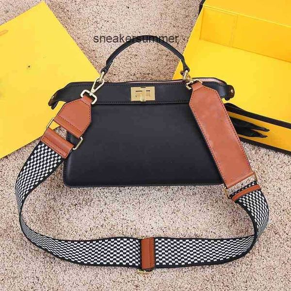 

fend designer handbags medium handbag ladies luxury leather shoulder messenger bags classic brown brand lady portable handbags ht53