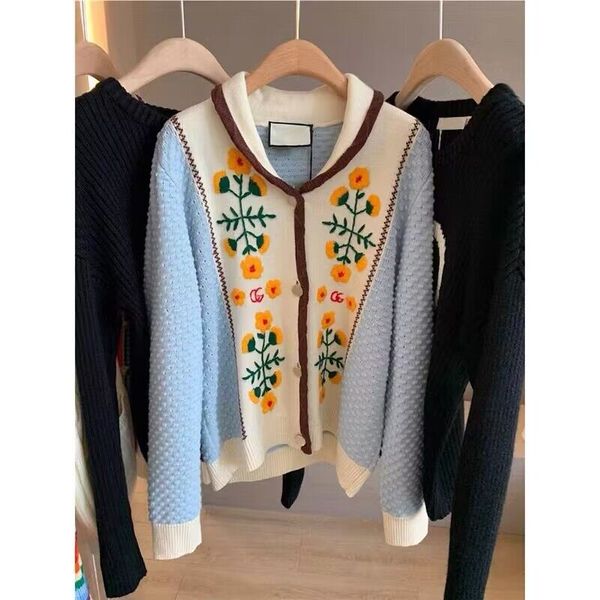 

2022 new style women's long sleeve sweaters button down hollow out sweater classic v-neck knit cardigan, White;black