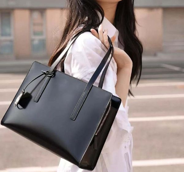 

women re-edition 1995 brushed-leather hand designer bag geometric silhouette lines totes metal hardware handles letter lady zipper closure s