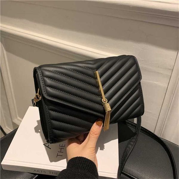 

casual embroidered thread bag female messenger bag simple version style popular one shoulder small square bag