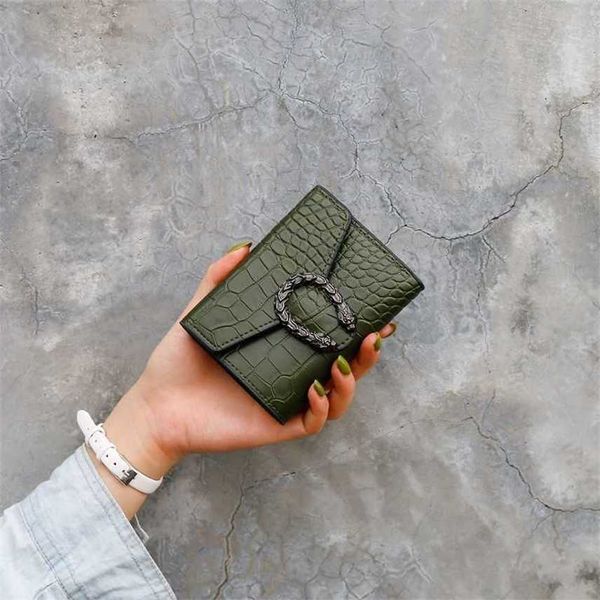 

new alligator pattern simple women's short wallet women's handbag wallet coin purse wallet small card bag, Red;black