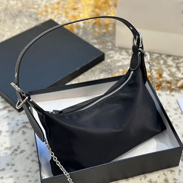 

designer handbag triangle shoulder bag nylon clutch flap totes bags wallet fashion purse letters solid hasp waist square hobos women luxury
