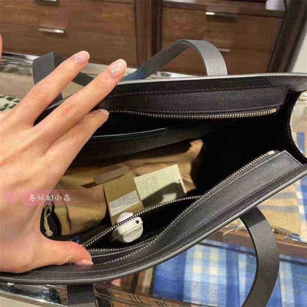 

burbrerys crossbody handbags bags burbrery onthego tote luxuries designers women bag purses totes designer woman handbag shoulder wallet par