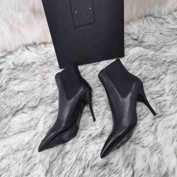 

mini boots super fashion women decorative yslity flat heel winter thick sole leather warm wool high heel snow 01-06, Black