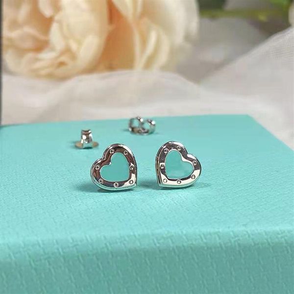 

2022 fashion designer love stud earrings classic womens luxury exquisite workmanship elegant heart with pouch blue enamel earring 338b, Golden;silver