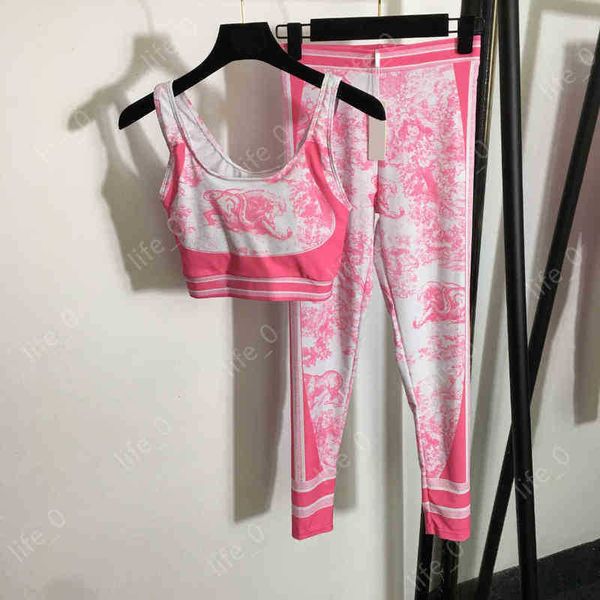 

designer womens two piece pants brand tank luxury home fitness soft breathable fabric yoga leggings weight loss exercise casual joker women, White