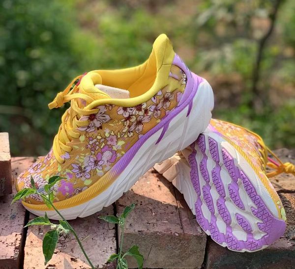 

one clifton 8 running shoe yakuda local boots online store training sneakers dropshiping accepted march damping 2022 women men shock for gym