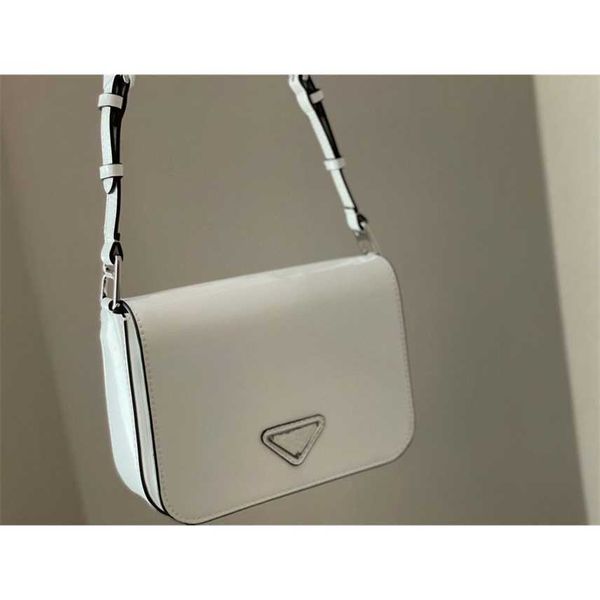 

clearance handbag 21 new wide strap flip standard medieval patent leather sling single shoulder armpit messenger tofu bag women's fashi