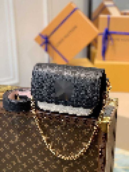 

luxury quality brand designer other bags lockme tender cross-body m58557 m58555 m58554 letter handbags shoulder messenger bag evml, Black