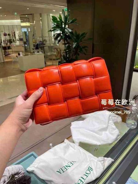 

designer luxury women bags bottegas handbags trendy cowhide woven pillow bag leisure messenger small square female shoulder venetas cloud ob