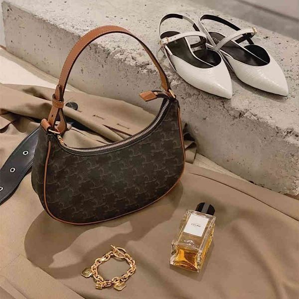 

2022 new old flower triumphal arch small square bag shoulder underarm lisa same style french stick