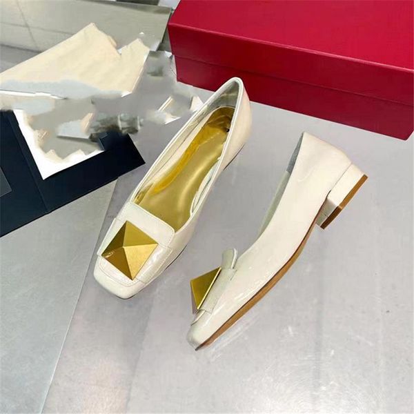 

fashion dress shoes women leather high heel metal buckle letter wedding party business casual flat shoes 03-011, Black
