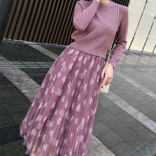 

two piece dress women's clothing celebrity knitwear with heart-shaped mesh skirt two-piece, White