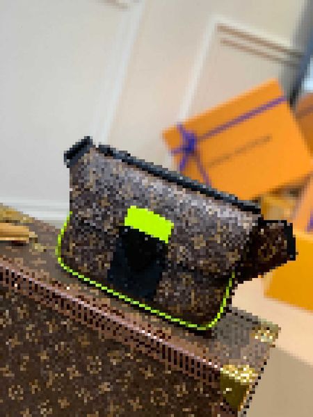 

luxury quality brand designer bags s lock sling bodypack m45864 m45807 letter handbags shoulder messenger bag hvik, Black