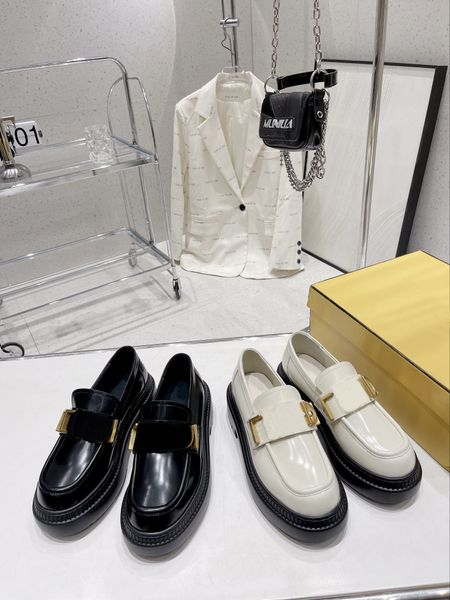 

2022 luxury designer casual shoes women lefu leather shoes letter old flower elevated metal buckle muller shoe size 35-40, Black