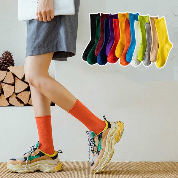 

socks hosiery 2021 new women solid color spring autumn middle tube korea style cotton girl preppy long breathable crew t221102, Black;white
