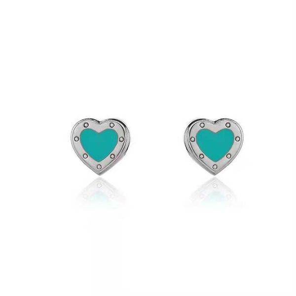 

2021 designer ladies love earrings stud exquisite workmanship fashion luxury four seasons all match salt and sweet gifts good209t, Golden;silver