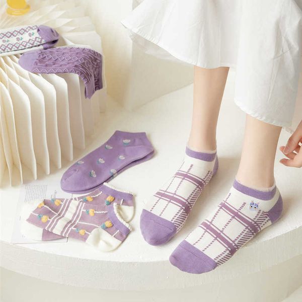

socks hosiery women's ankle socks 2022 spring new fashion cotton breathable no show cute socks flower embroidery casual invisible absor, Black;white